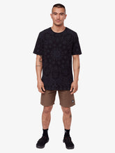 Cargar imagen en el visor de la galería, Polo para Hombre Dunkelvolk PREMIUM BANDANA TEE NGR DUNKELVOLK