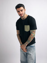 Cargar imagen en el visor de la galería, Polo para Hombre Dunkelvolk BASIC SIMPLE CONTRAST POCKET TEE NYV DUNKELVOLK