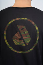 Cargar imagen en el visor de la galería, Polo para Hombre Dunkelvolk SURF LOGO CAMO KVJ0 DUNKELVOLK