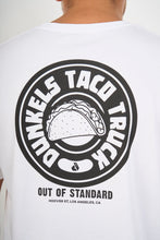 Cargar imagen en el visor de la galería, Polo para Hombre DUNKELVOLK URBAN TACO TRUCK WHT DUNKELVOLK