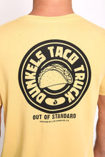 Cargar imagen en el visor de la galería, Polo para Hombre DUNKELVOLK URBAN TACO TRUCK YHP0 DUNKELVOLK