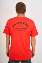 Cargar imagen en el visor de la galería, Polo para Hombre DUNKELVOLK SURF SCRIPT LOGO RED DUNKELVOLK
