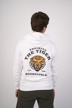 Cargar imagen en el visor de la galería, Polera para Hombre Dunkelvolk CON ZIP ESPIRITU THE TIGER FT WHT