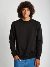 Cargar imagen en el visor de la galería, Polera para Hombre Dunkelvolk CREW NECK SIMPLE FLEECE BLK DUNKELVOLK