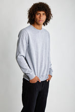 Cargar imagen en el visor de la galería, Polera para Hombre Dunkelvolk CREW NECK SIMPLE FLEECE SGRH DUNKELVOLK