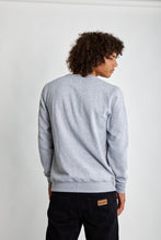 Cargar imagen en el visor de la galería, Polera para Hombre Dunkelvolk CREW NECK SIMPLE FLEECE SGRH DUNKELVOLK