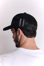 Cargar imagen en el visor de la galería, Gorra para Hombre Dunkelvolk TRUCKER DUNK CIRCLE ARM