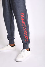 Cargar imagen en el visor de la galería, Jogger para Hombre Dunkelvolk FLEECE NEW LOGO JOGGER FL BYK0 DUNKELVOLK