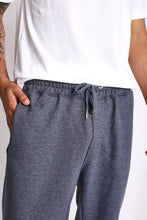 Cargar imagen en el visor de la galería, Jogger para Hombre Dunkelvolk FLEECE NEW LOGO JOGGER FL BYK0 DUNKELVOLK