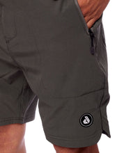 Cargar imagen en el visor de la galería, Short para Hombre Dunkelvolk AMPHIBIAN TRAVELLER 18" DGRY