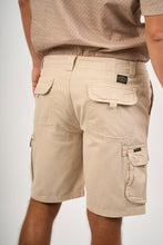 Cargar imagen en el visor de la galería, Short para Hombre DUNKELVOLK CARGO KON TIKI BEI DUNKELVOLK