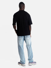 Cargar imagen en el visor de la galería, Polo para Hombre Dunkelvolk OVERSIZE GRAPHIC DSTW WORLDWIDE BLK DUNKELVOLK