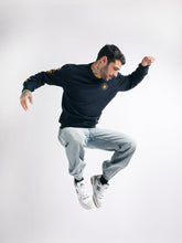Cargar imagen en el visor de la galería, Polera para Hombre Dunkelvolk CREW NECK NEW LOGO ARM NVY DUNKELVOLK
