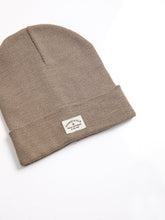 Cargar imagen en el visor de la galería, Gorra para Hombre DUNKELVOLK BEANIE ESSENTIAL BEANIE BEI
