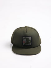 Cargar imagen en el visor de la galería, Gorra para Hombre Dunkelvolk CAP SERPIENTE ARM DUNKELVOLK
