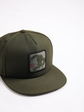 Cargar imagen en el visor de la galería, Gorra para Hombre Dunkelvolk CAP SERPIENTE ARM DUNKELVOLK
