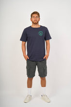Cargar imagen en el visor de la galería, Polo para Hombre DUNKELVOLK SURF VINTAGE SHIELD NVY DUNKELVOLK
