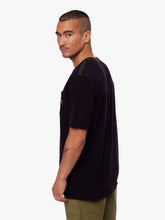 Cargar imagen en el visor de la galería, Polo para Hombre Dunkelvolk PREMIUM SMILE TEE NGR DUNKELVOLK
