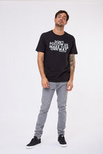 Cargar imagen en el visor de la galería, Polo para Hombre Dunkelvolk PREMIUM MAKE YOUR OWN WAY NGR DUNKELVOLK
