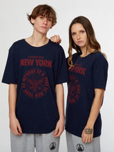 Cargar imagen en el visor de la galería, Polo para Hombre Dunkelvolk CLASSIC NY SHIELD MDIDG DUNKELVOLK
