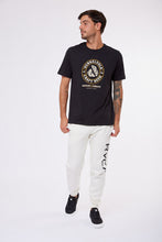 Cargar imagen en el visor de la galería, Polo para Hombre Dunkelvolk CLASSIC DUNK BEER LABEL NGR DUNKELVOLK
