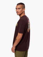 Cargar imagen en el visor de la galería, Polo para Hombre Dunkelvolk CLASSIC DUNK SHIELD TEE BRW
