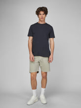 Cargar imagen en el visor de la galería, Short para Hombre Dunkelvolk CLASSIC CHINO GRA
