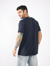 Cargar imagen en el visor de la galería, Polo para Hombre Dunkelvolk URBAN CALI TEE NVY DUNKELVOLK
