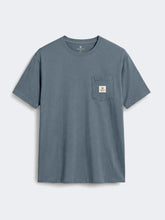 Cargar imagen en el visor de la galería, Polo Dunkelvolk Pocket Patch Acero, Hombre
