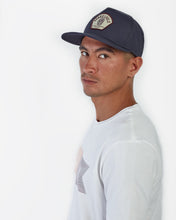 Cargar imagen en el visor de la galería, Gorra para Hombre Dunkelvolk CAP OAXACA MBLU DUNKELVOLK
