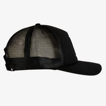 Cargar imagen en el visor de la galería, Gorra para Hombre Dunkelvolk TRUCKER MARBLING BLK DUNKELVOLK

