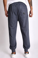 Cargar imagen en el visor de la galería, Jogger para Hombre Dunkelvolk FLEECE NEW LOGO JOGGER FL BYK0 DUNKELVOLK
