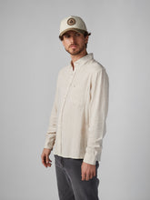 Cargar imagen en el visor de la galería, Camisa para Hombre DUNKELVOLK LINEN BLESSED KHA
