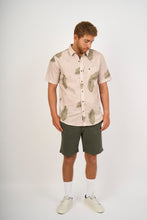 Cargar imagen en el visor de la galería, Camisa para Hombre DUNKELVOLK HAWAIIAN TROPICAL CML DUNKELVOLK
