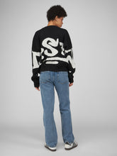 Cargar imagen en el visor de la galería, Chompa para Hombre Dunkelvolk URBAN DSTW KNIT LOGO BLK DUNKELVOLK
