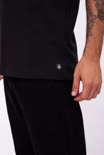 Cargar imagen en el visor de la galería, Polo para Hombre Dunkelvolk CLASSIC SIMPLE TEE BLK
